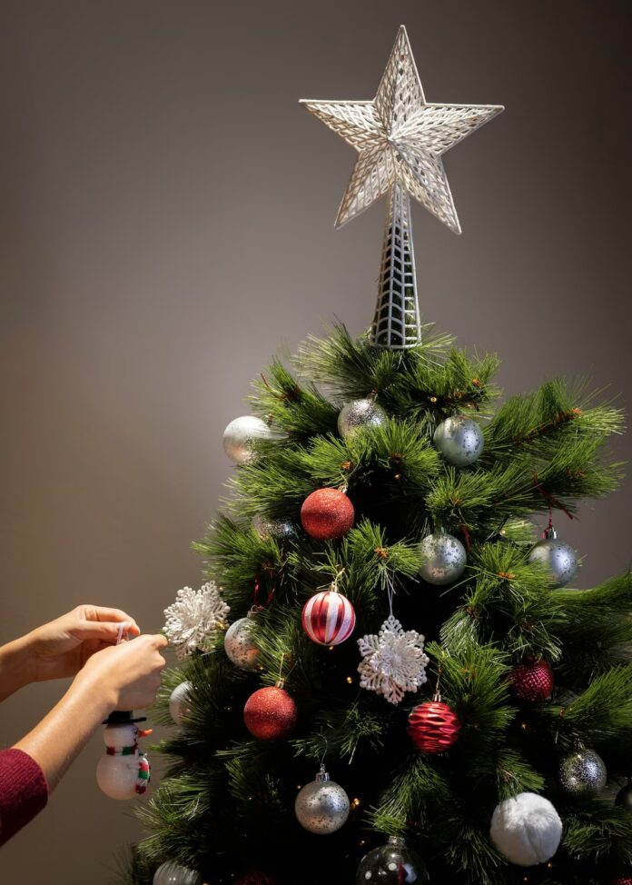 Quando desmontar a árvore de Natal? Descubra a data certa e o significado por trás da tradição