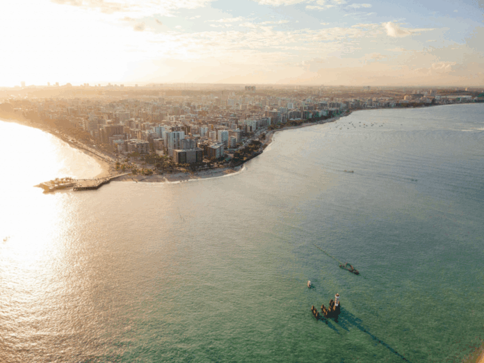 Feriado do Trabalhador impulsiona turismo e ocupação hoteleira ultrapassa 75% em Alagoas
