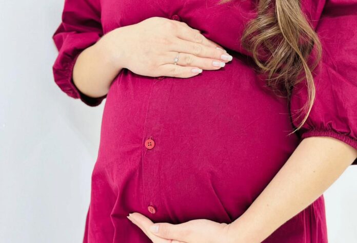 Médica do Hospital da Mulher alerta gestantes sobre riscos do diabetes gestacional e reforça importância do pré-natal
