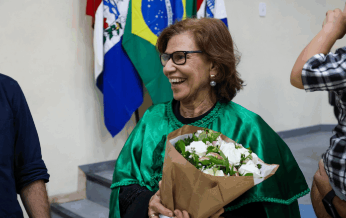 Curadora do Herbário do IMA recebe título de Doutora Honoris Causa pela Ufal após 43 anos de contribuição à ciência