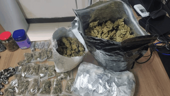FICCO/AL prende suspeito de tráfico de drogas em operação que investiga uso de delivery para distribuir entorpecentes