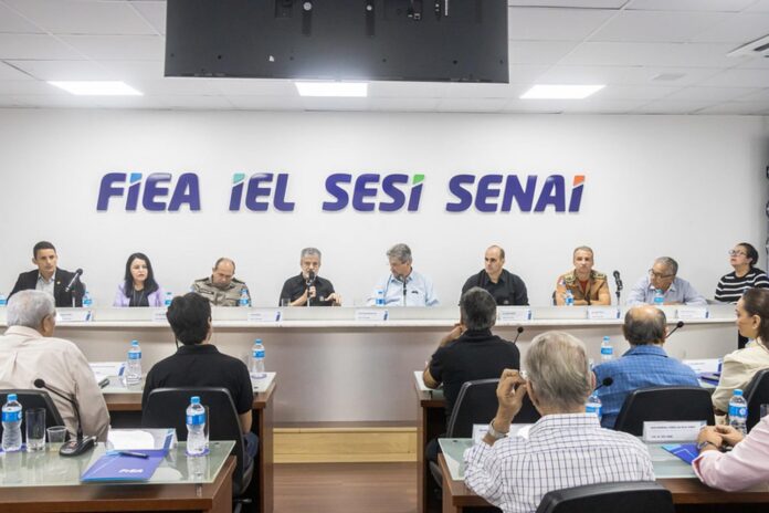 Alagoas avança na segurança pública e lidera redução da violência no Nordeste, destaca Flávio Saraiva na FIEA