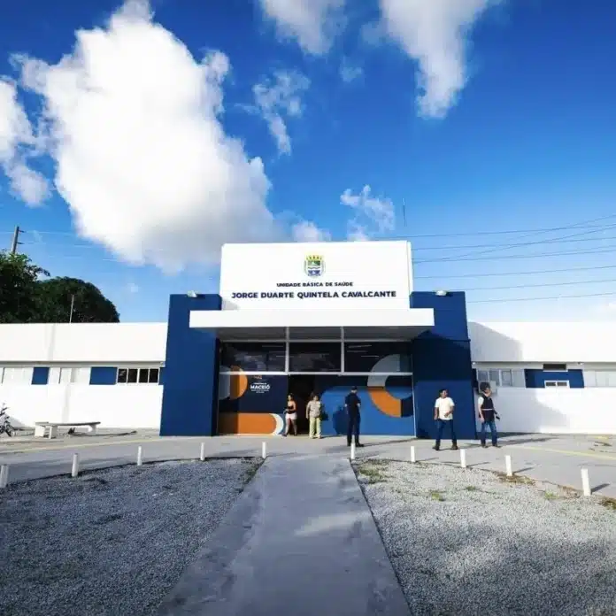 Saúde de Maceió: confira o que abre e o que fecha no feriado de São João, horários de vacinação nos shoppings, atendimento ao turista, Caps, Farmac e centrais