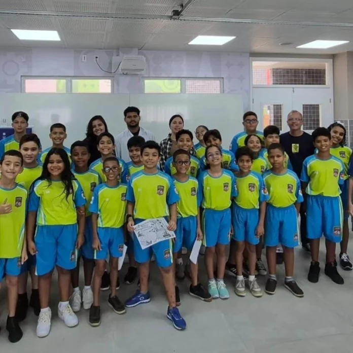 Projeto Gran Cidadão mobiliza 12º Batalhão da PM, Ufal e Semed para levar ciência e cidadania a 45 crianças da Escola Massa em Maceió